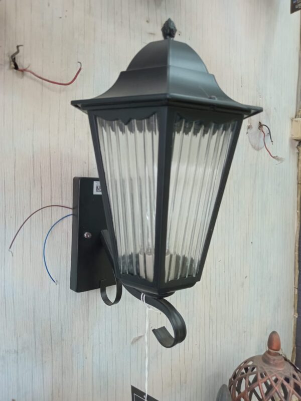 Lampu Taman J032 Hitam